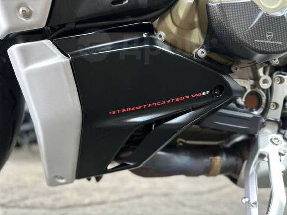 2022 Ducati Streetfighter V4, чёрный, 1950000 рублей - вид 24