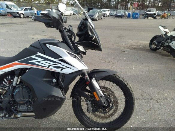 2019 KTM 790 Adventure, белый - вид 4