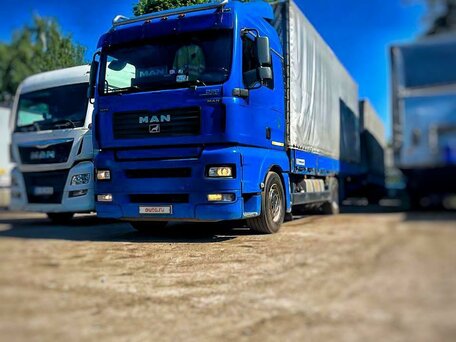 2006 MAN TGA, синий, 2850000 рублей, вид 1
