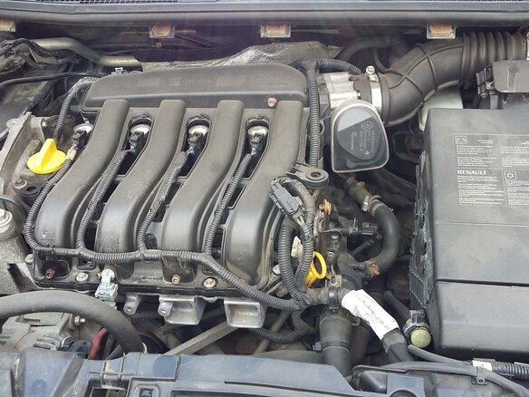2012 Renault Fluence I, коричневый, 800000 рублей - вид 13