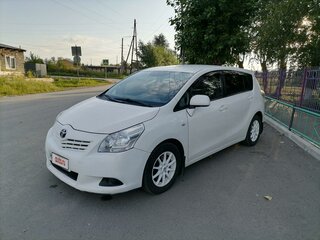 2011 Toyota Verso I, белый, 1390000 рублей, вид 1