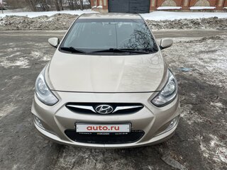 2013 Hyundai Solaris I, бежевый, 980000 рублей, вид 1