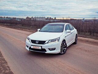 2013 Honda Accord IX, белый, 1480000 рублей, вид 1
