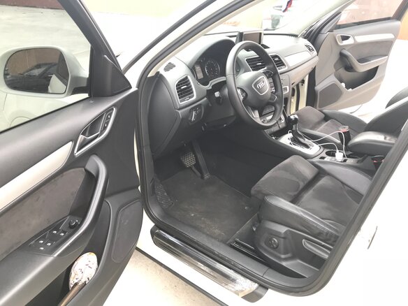 2012 Audi Q3 I (8U), белый - вид 14