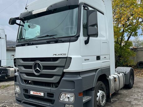 2018 Mercedes-Benz Actros, белый, 7500000 рублей, вид 1