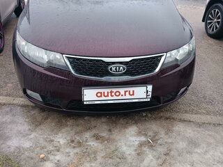 2011 Kia Cerato 6-speed II, пурпурный, 730000 рублей, вид 1