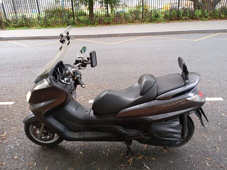 2005 Yamaha Majesty 400, серый, 300000 рублей, вид 4