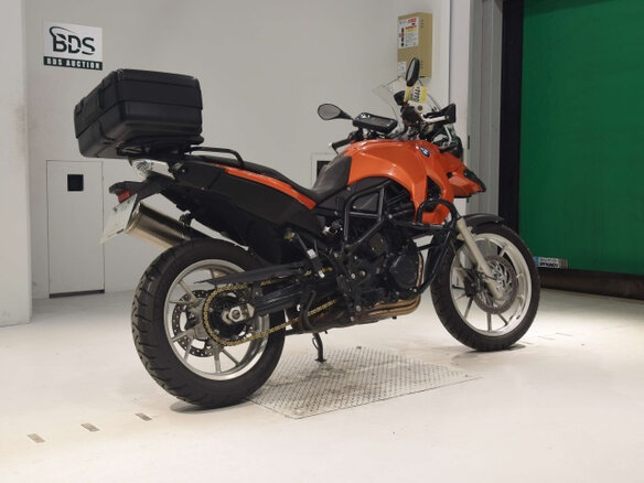 2012 BMW F 650 CS, оранжевый, 600000 рублей - вид 4