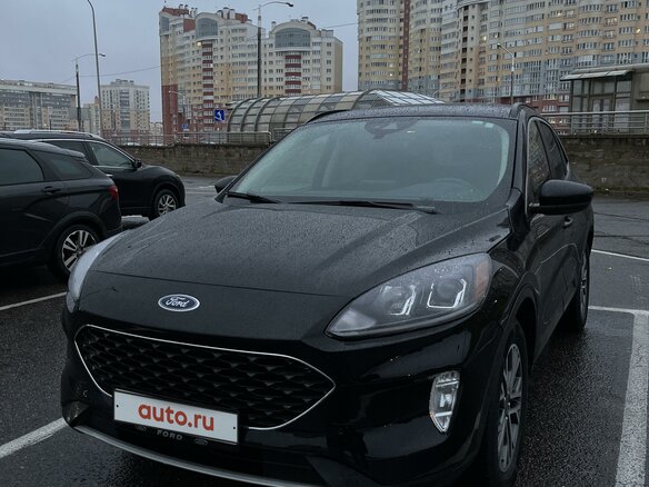 2019 Ford Escape IV, чёрный, 1980000 рублей