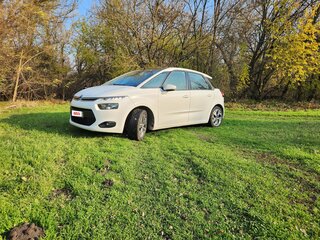 2016 Citroen C4 Picasso II, белый, 1400000 рублей, вид 1