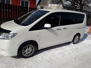 2012 Nissan Serena IV (C26), белый, 1400000 рублей, вид 4
