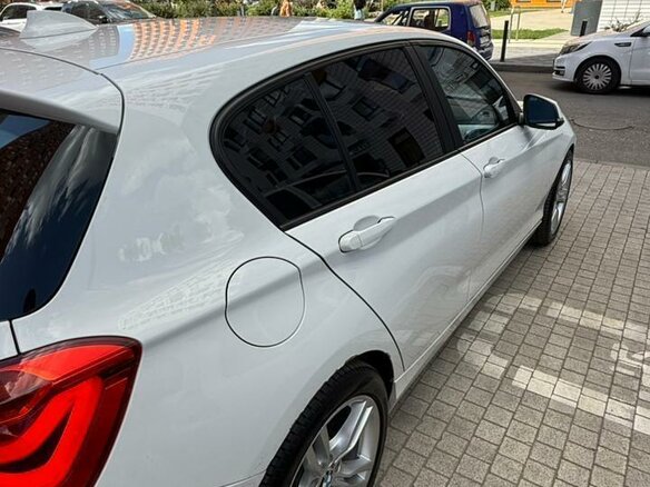 2017 BMW 1 серии 118i II (F20/F21) Рестайлинг, белый, 1465000 рублей - вид 7