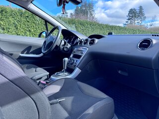 2009 Peugeot 308 I, белый, 490000 рублей, вид 4