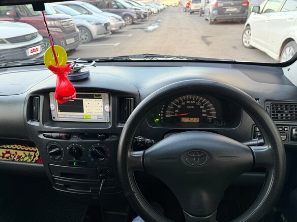 2014 Toyota Probox I, белый, 800000 рублей - вид 5