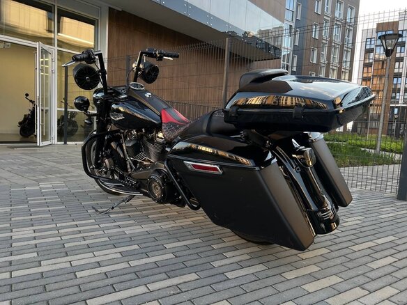 2017 Harley-Davidson Road King, чёрный, 1200000 рублей - вид 7