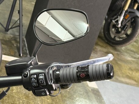 2024 Harley-Davidson Fat Bob, чёрный, 2150000 рублей, вид 4