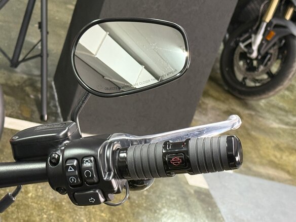 2024 Harley-Davidson Fat Bob, чёрный, 2150000 рублей - вид 3