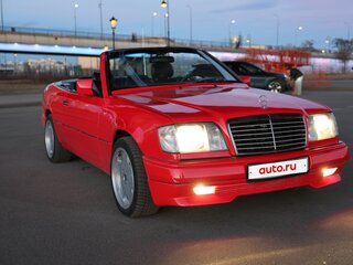 1992 Mercedes-Benz W124 300, пурпурный, 2200000 рублей, вид 1