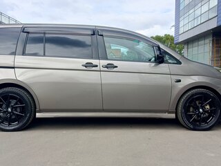 2010 Toyota ISis I Рестайлинг, коричневый, 1130000 рублей, вид 2