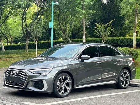 2023 Audi A3 35 TFSI Long IV (8Y), серый, 2300000 рублей, вид 1