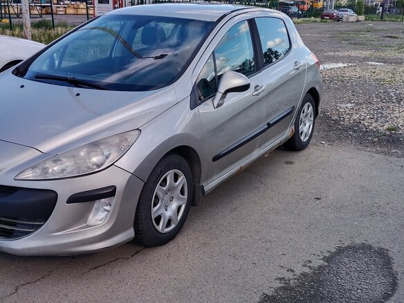 2008 Peugeot 308 I, серый, 489515 рублей