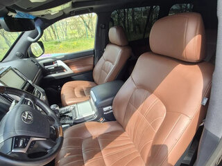 2018 Toyota Land Cruiser 200 Series Рестайлинг 2, чёрный, 8700000 рублей, вид 5