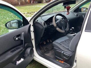 2013 Nissan Qashqai I Рестайлинг, белый, 1100000 рублей, вид 3
