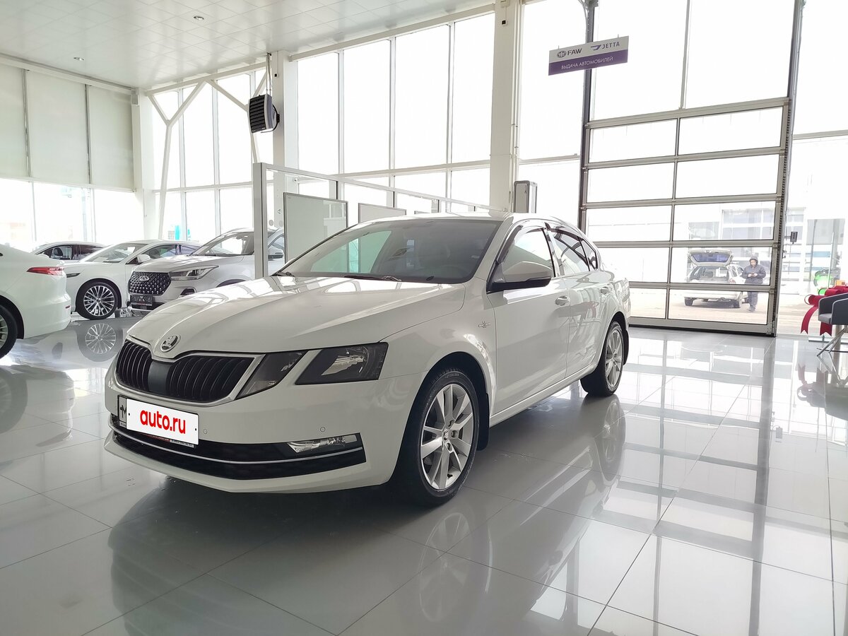Открыть фотографии: Skoda Octavia III (A7) Рестайлинг