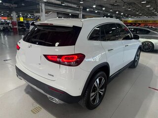 2023 Mercedes-Benz GLA 200 II (H247), белый, 2760000 рублей, вид 4