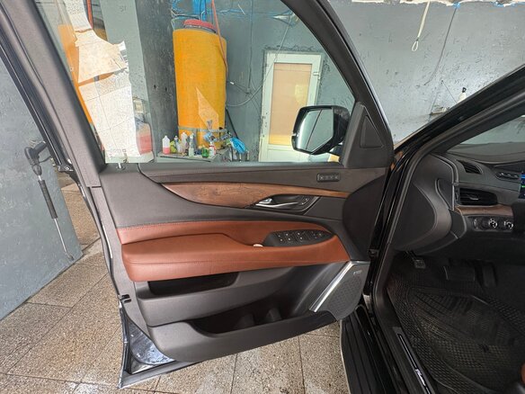2018 Cadillac Escalade IV, чёрный, 5500000 рублей - вид 20