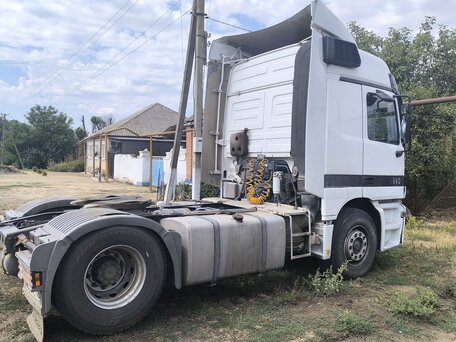 2000 Mercedes-Benz Actros, белый, 2800000 рублей, вид 3