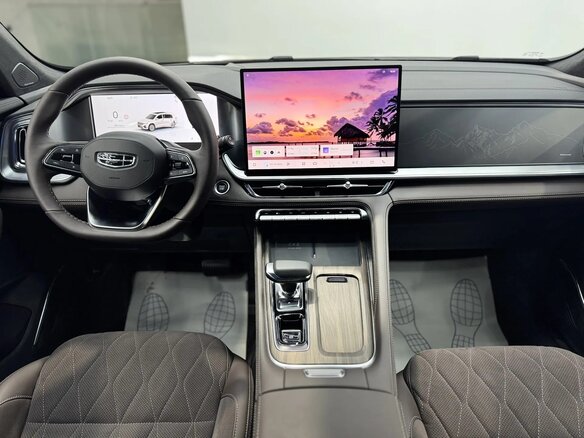2026 Geely Monjaro I Рестайлинг 2 (China Market), белый, 4090000 рублей - вид 25