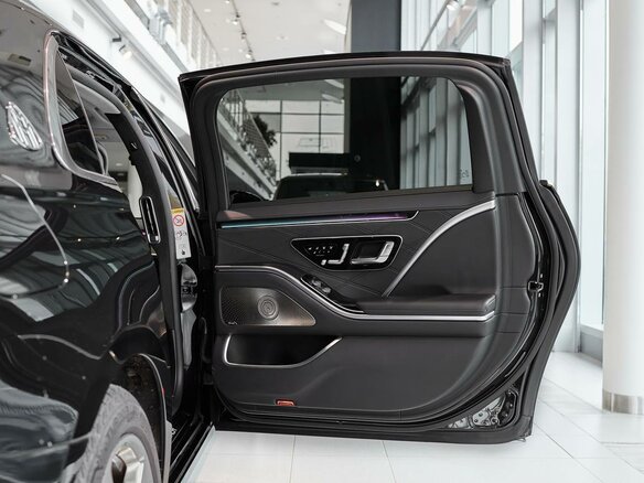 2021 Mercedes-Benz Maybach S-Класс 580 II (Z223), чёрный, 18000000 рублей - вид 31