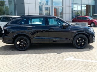 2026 Volkswagen Tiguan L Pro III (China Market), чёрный, 5250000 рублей, вид 4