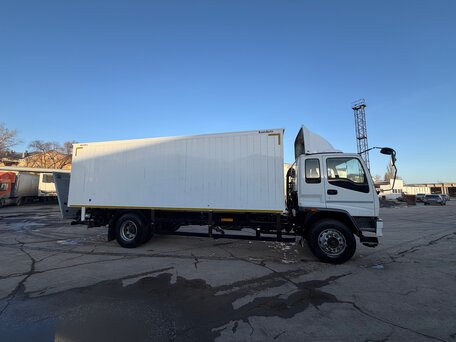 2022 Isuzu Forward (F-Series), белый, 5000000 рублей, вид 3