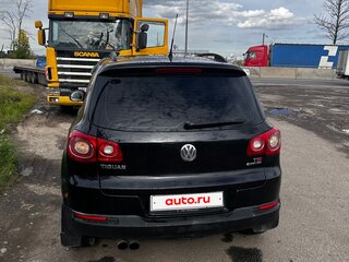 2011 Volkswagen Tiguan I, чёрный, 780000 рублей, вид 5