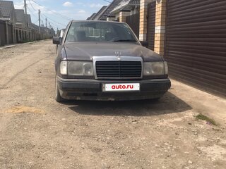 1988 Mercedes-Benz W124 260, фиолетовый, 250000 рублей, вид 2