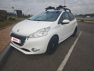2013 Peugeot 208 I, белый, 760000 рублей, вид 1