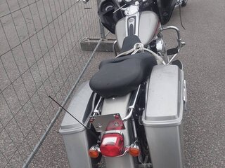 2008 Harley-Davidson CVO Road Glide, серебристый, 700000 рублей, вид 4