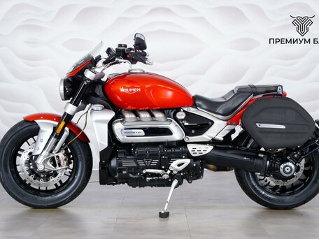 2020 Triumph Rocket 3, красный, 1899000 рублей, вид 2