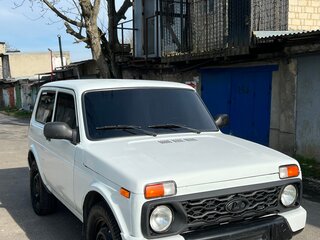 2018 Lada (ВАЗ) 2121 (4x4) Urban I Рестайлинг, белый, 450000 рублей, вид 2