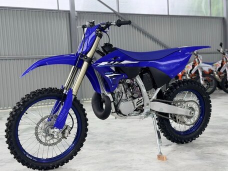 2025 Yamaha YZ250, синий, 999999 рублей, вид 2