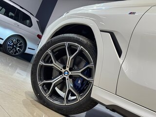 2026 BMW X6 30d III (G06), белый, 14200000 рублей, вид 3