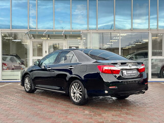 2012 Toyota Camry VII (XV50), чёрный, 1325000 рублей, вид 4