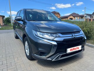 2019 Mitsubishi Outlander III Рестайлинг 3, серый, 1550000 рублей, вид 3