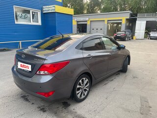 2015 Hyundai Solaris I Рестайлинг, серый, 800000 рублей, вид 5