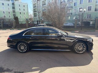 2020 Mercedes-Benz S-Класс 350 d Long 4MATIC VII (W223), чёрный, 8800000 рублей, вид 4