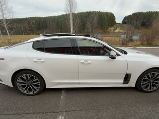 2019 Kia Stinger I, белый, 2570000 рублей, вид 5