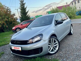 2010 Volkswagen Golf VI, серебристый, 1010000 рублей, вид 3