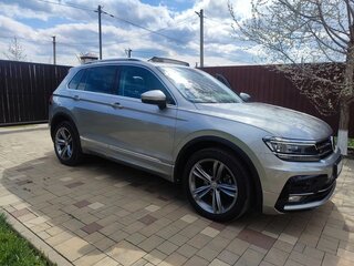 2019 Volkswagen Tiguan II, серый, 2750000 рублей, вид 2